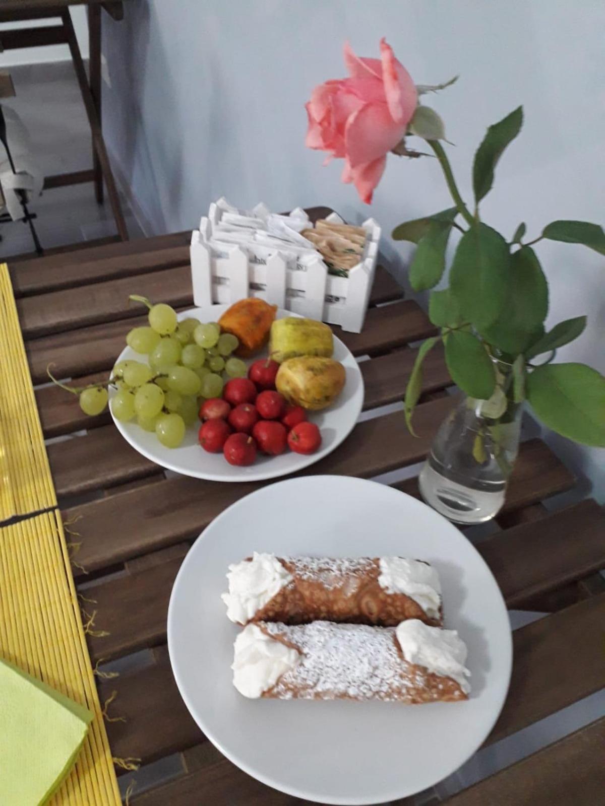 L'Antico Borgo B&B Noto Luaran gambar